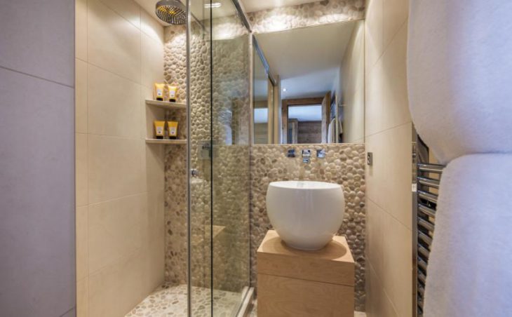 Chalet Petit Ours, Verbier, En-suite Shower